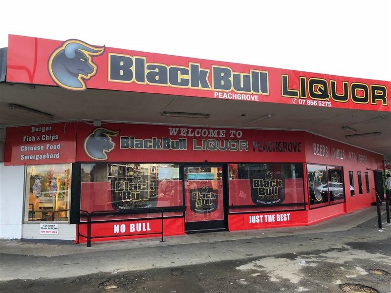 Black Bull Liquor Peach Grove